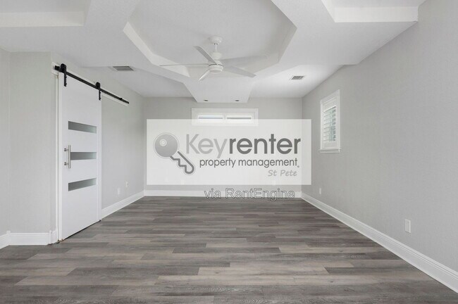Building Photo - 3814 W El Prado Blvd