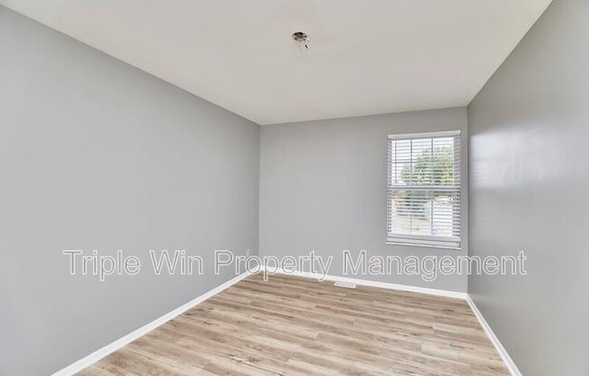 Building Photo - 4310 Castle Rock Ct