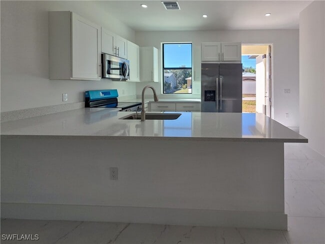 Building Photo - 4814 30th St SW