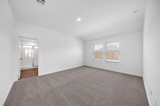 Building Photo - 1106 Vista Pointe Dr