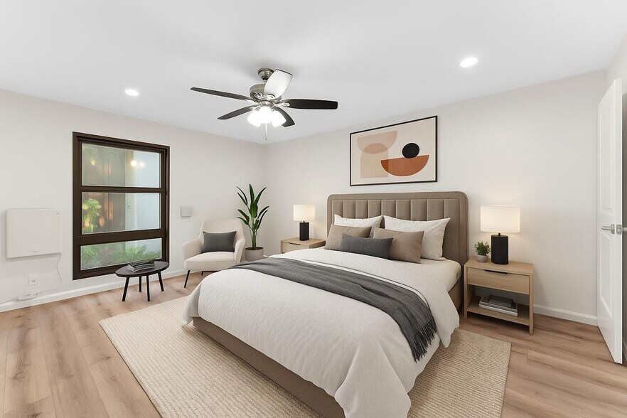 Building Photo - 8650 Gulana Ave