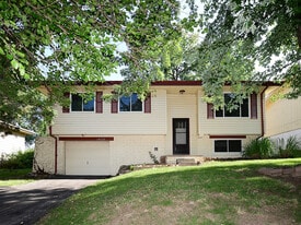 Building Photo - 14028 Madison Cir