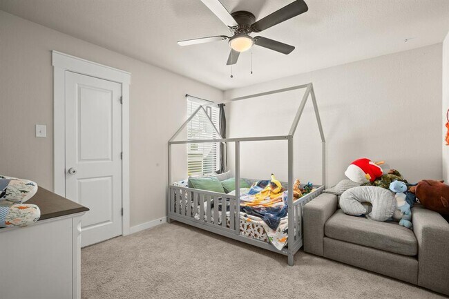 Building Photo - 195 Waterside Rd