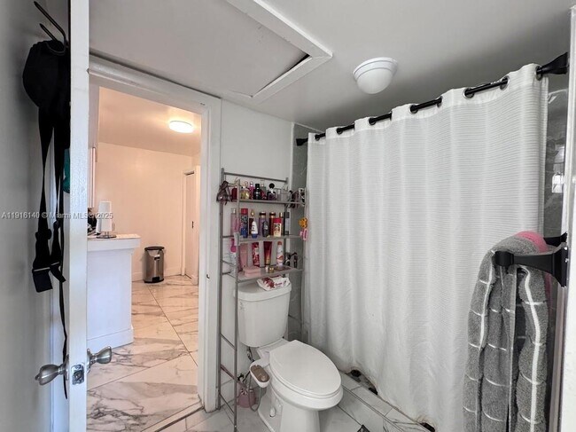 Building Photo - 15241 SW 80th St