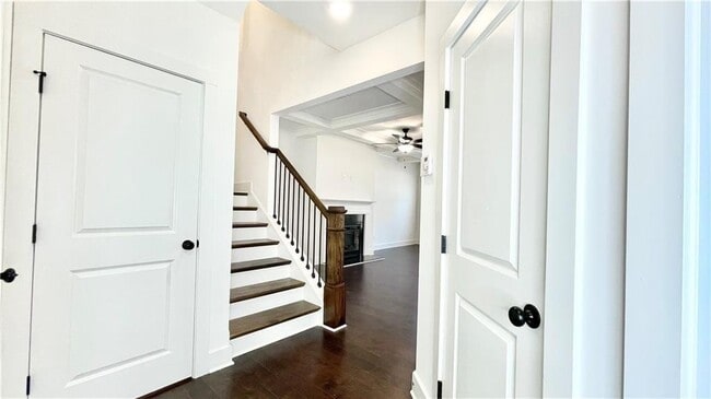 Building Photo - 5370 Brooklands Dr