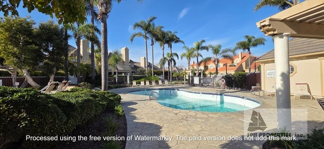 Building Photo - Sea Cliff on the Greens Gated Community Home!