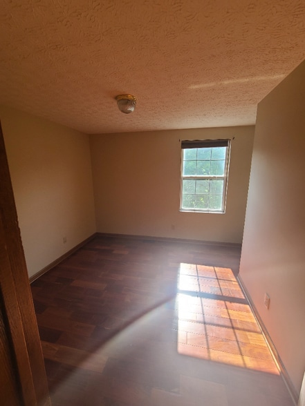 Building Photo - 3542 Patcon Way