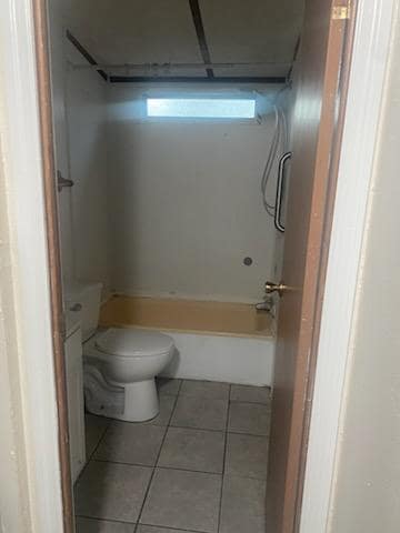 Building Photo - 716 NE 7th Ave