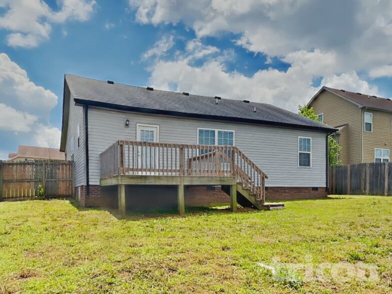 Building Photo - 1037 Dwight Eisenhower Way