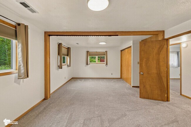 Building Photo - 6740 E Toller Ct