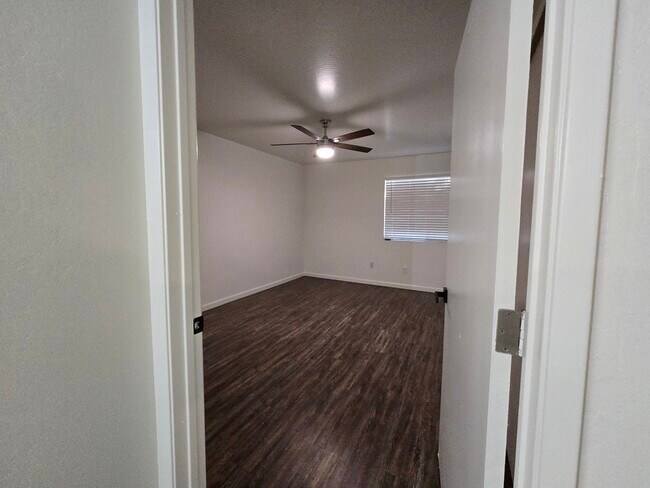 Building Photo - M&J Properties 161