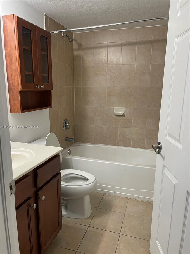 Primary Photo - 22301 SW 88th Pl