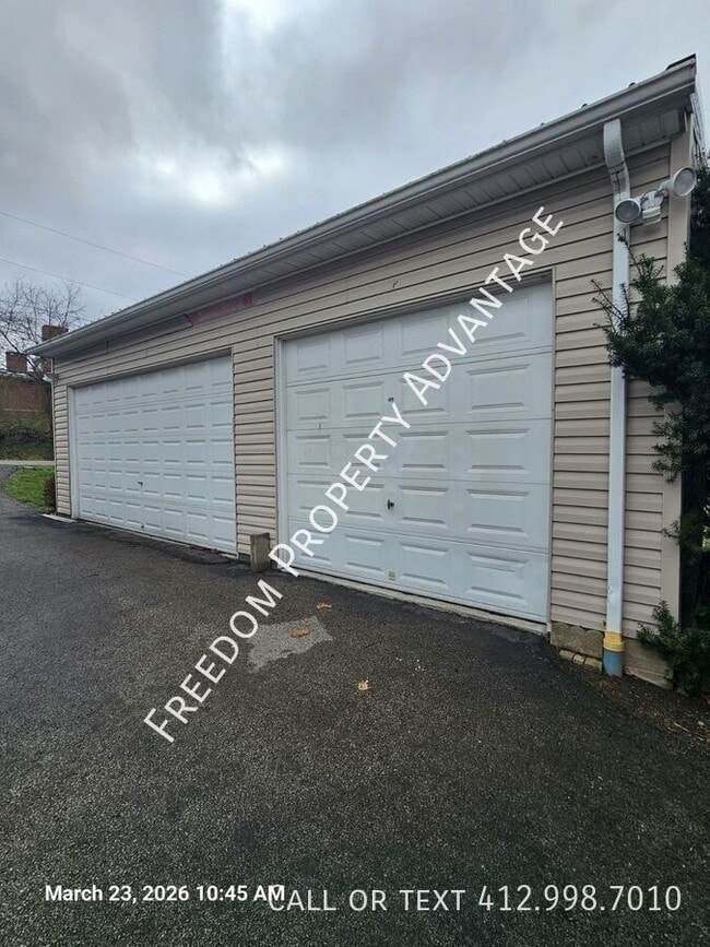 Building Photo - 1920 Idaho St