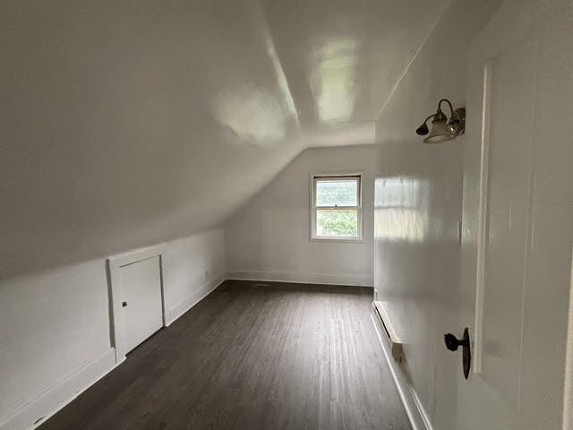 Building Photo - 1821 W Sample St