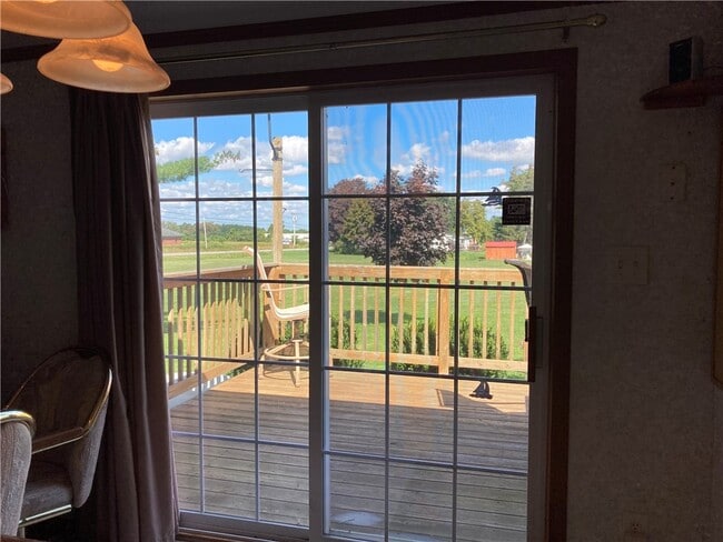 Building Photo - 1447 Rochester St