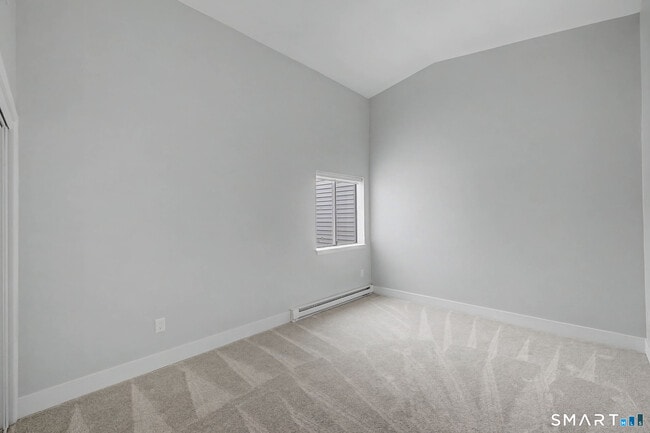 Building Photo - 81 Coalpit Hill Rd