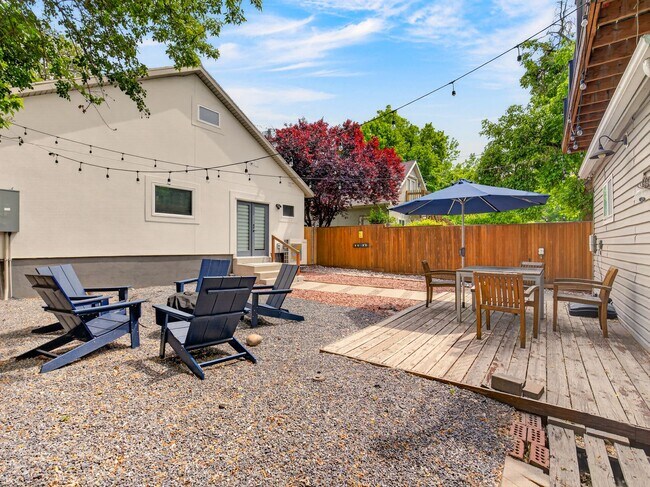 Building Photo - 823 S 900 E