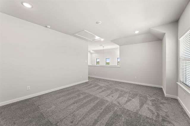 Building Photo - 1102 Butterfly Dl Dr