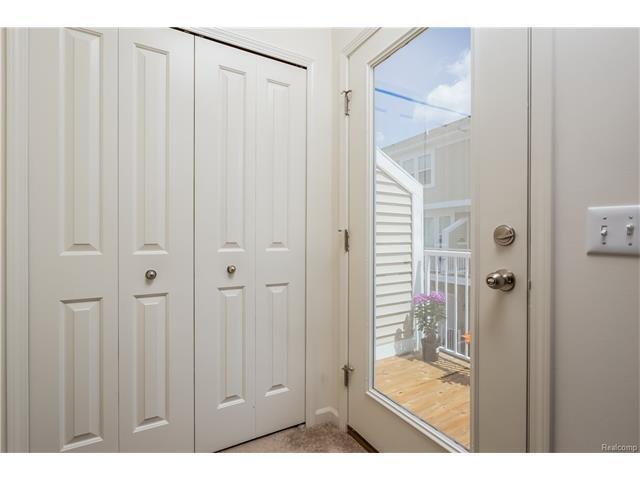 Building Photo - 3070 Kilmer Ave