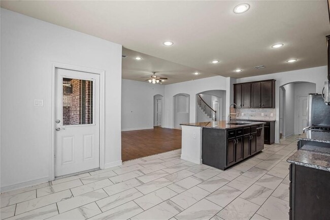 Building Photo - 10126 N Whimbrel Cir