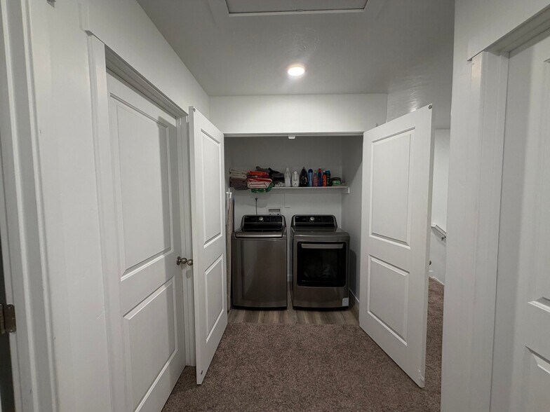 Building Photo - 652 N Canvasback Dr