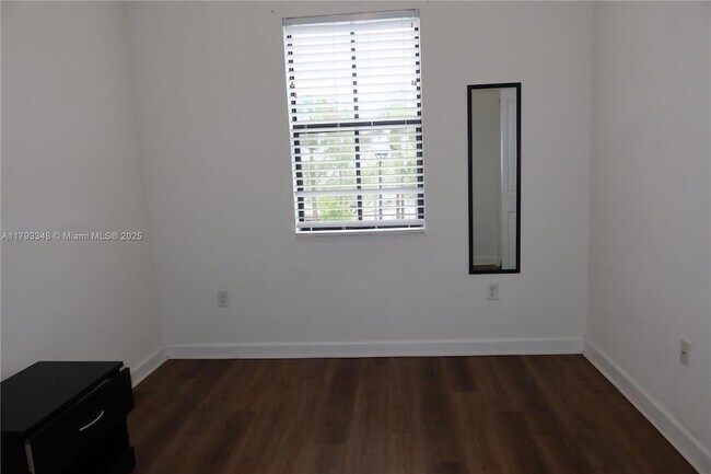 Building Photo - 18240 SW 148th Rd
