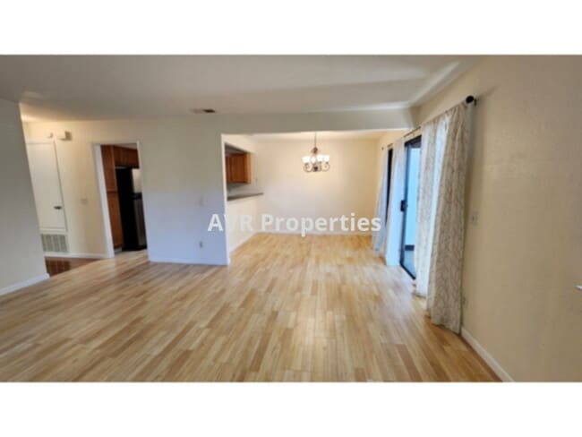 Building Photo - Fantastic San Ramon first floor condo