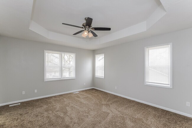 Building Photo - 4721 138th Terrace