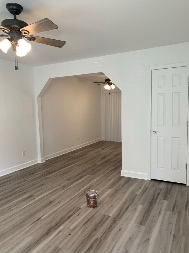 Building Photo - 605 Douglas Dr, A, St. Marys, GA 31558