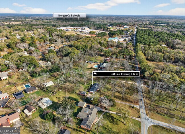 Building Photo - 741 East Ave