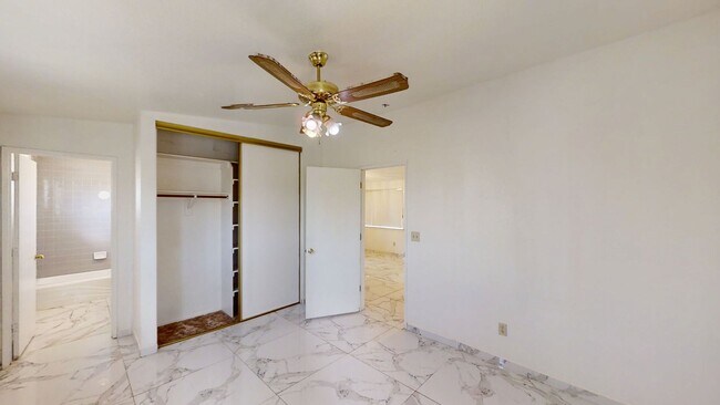 Building Photo - 13038-13040 4th St