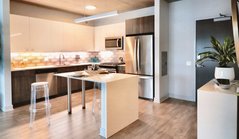 Building Photo - 1040 W Addison St