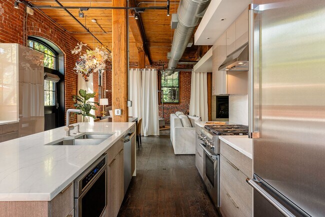Building Photo - 1 Tannery Brook Row