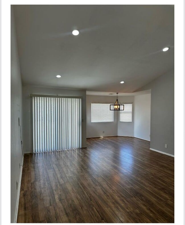 Building Photo - 5725 Monterey Pl
