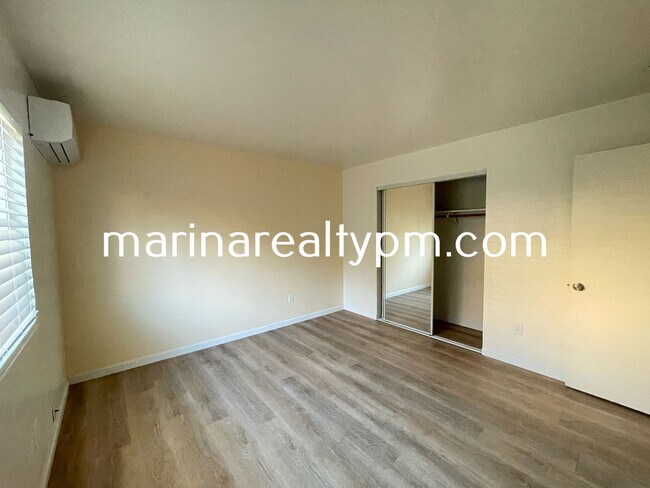 Building Photo - 114 Carolina St