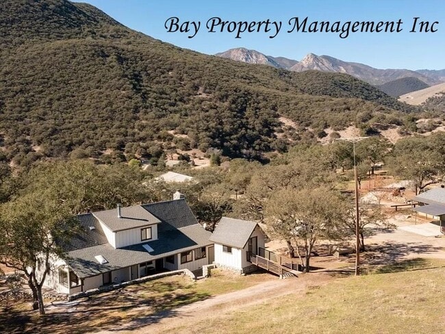 Primary Photo - Breathtaking Views from this horse propert...