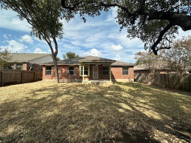 Building Photo - 3309 Blue Ridge Dr