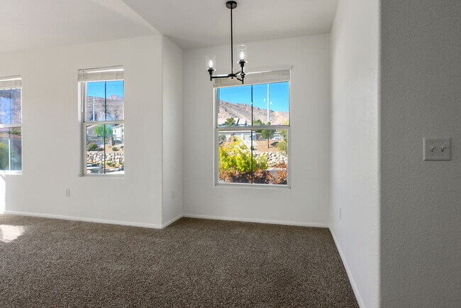 Building Photo - 10550 W Alexander Rd