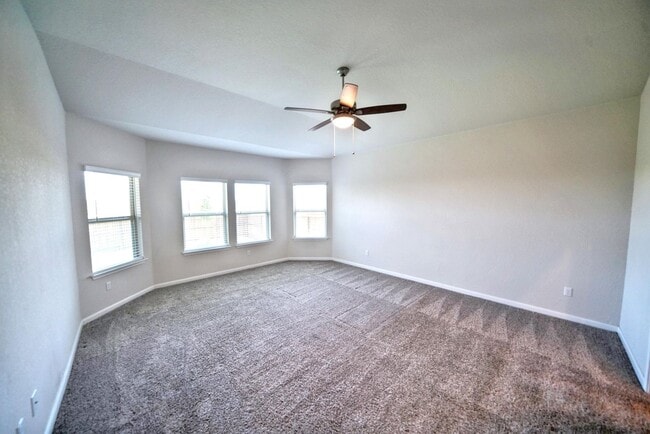 Building Photo - Beautiful Home Now Available in Orchard Pa...