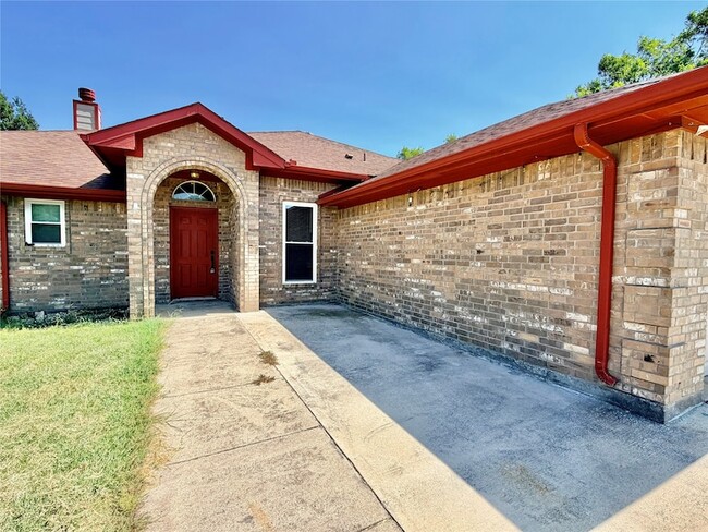Building Photo - 1412 La Mirada