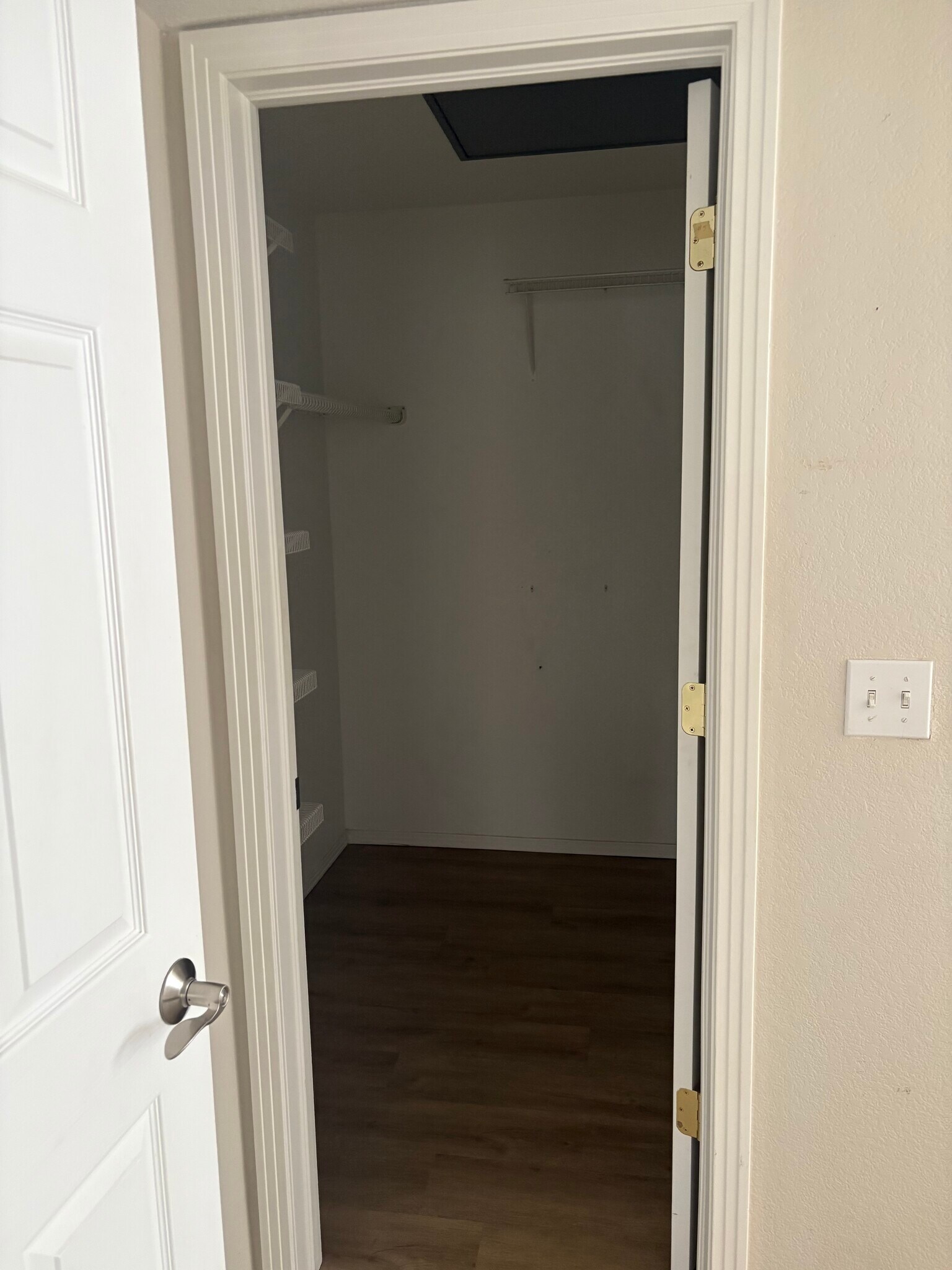 Building Photo - 3002 W Elizabeth St