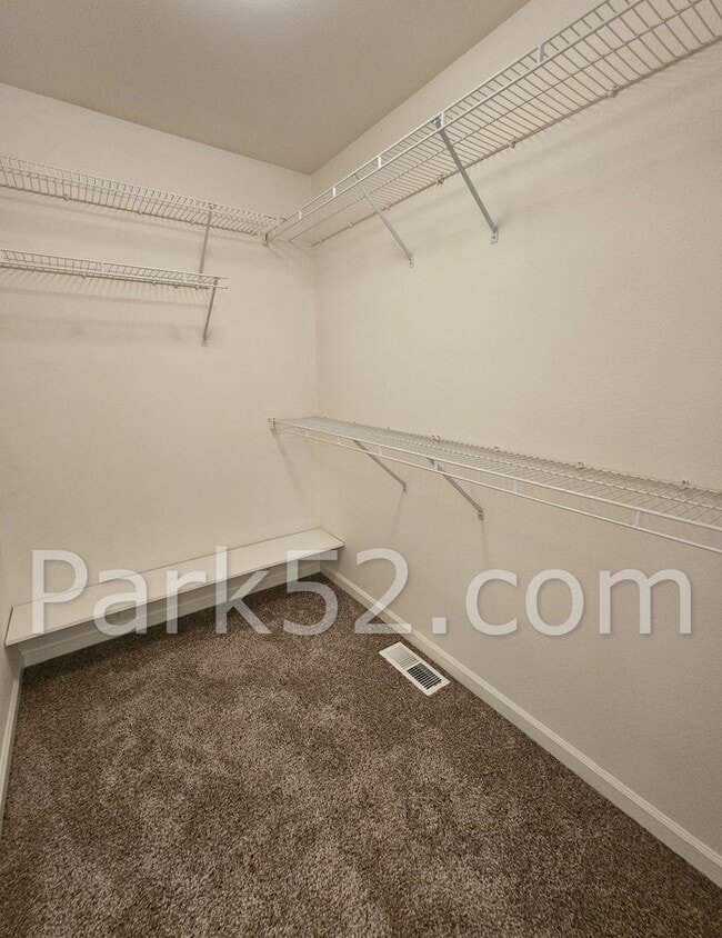 Building Photo - University Place Single Family in Gated Community