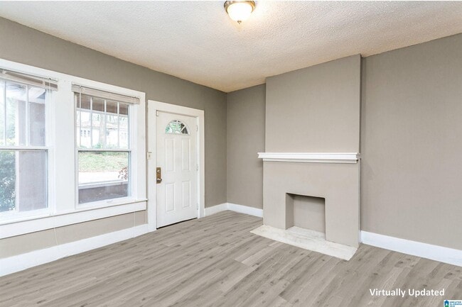 Building Photo - 617 83rd Pl S