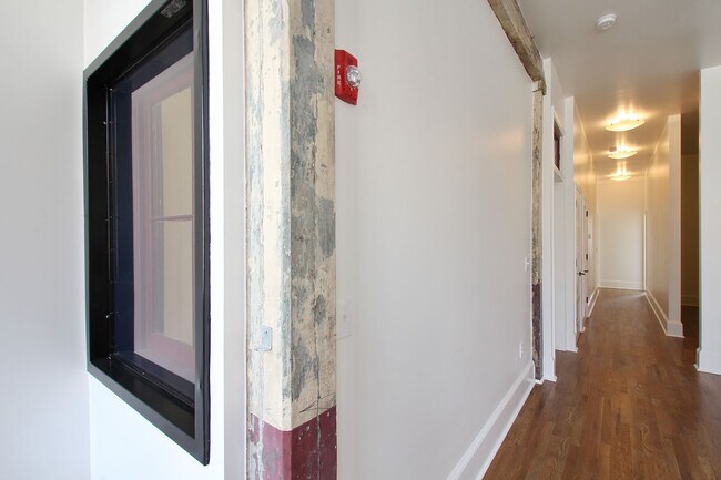 Building Photo - 145 Auburn Ave NE