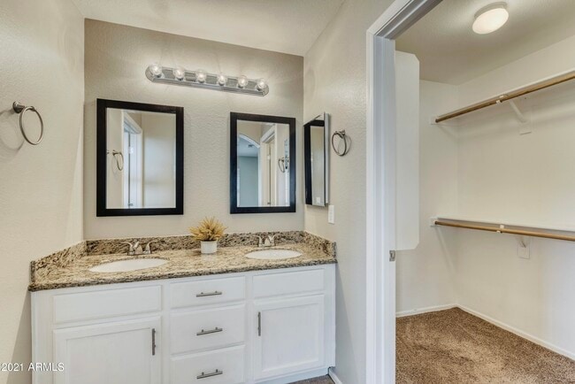 Building Photo - 4378 E Rosemonte Dr