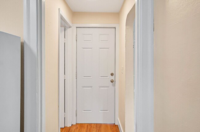 Building Photo - 19th - GPM351N-4