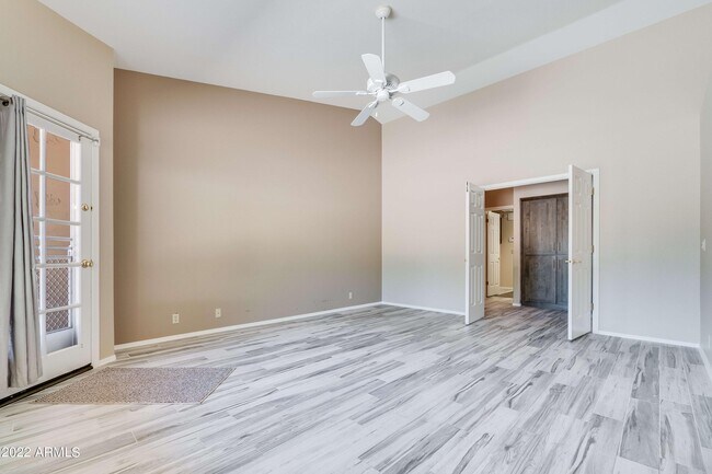 Building Photo - 30049 N 47th St