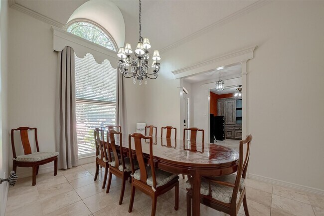 Building Photo - 17102 Misty Creek Dr