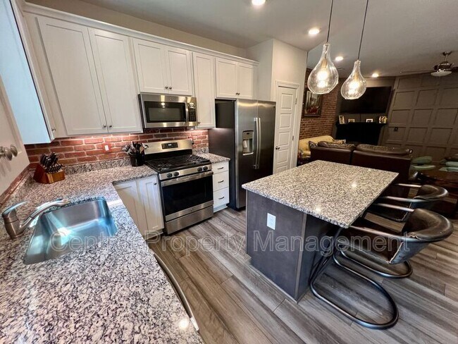 Building Photo - 18 Camden Wds Trl