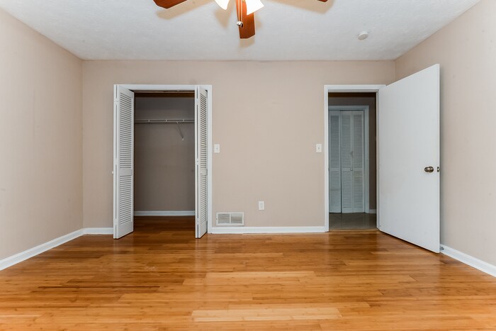 Building Photo - 1311 Sunsweet Dr NE